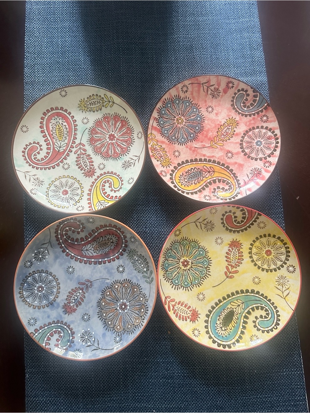 Couleur Nature Set of 4 Hand Paint Paisley Print Plates 8”